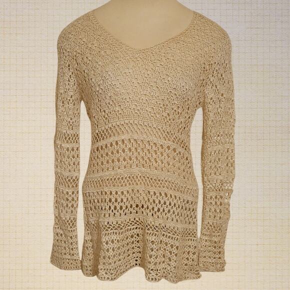 Intuition's Beige Gold Metallic Crochet Lace Layering Top Medium Silk Blend - Picture 1 of 8